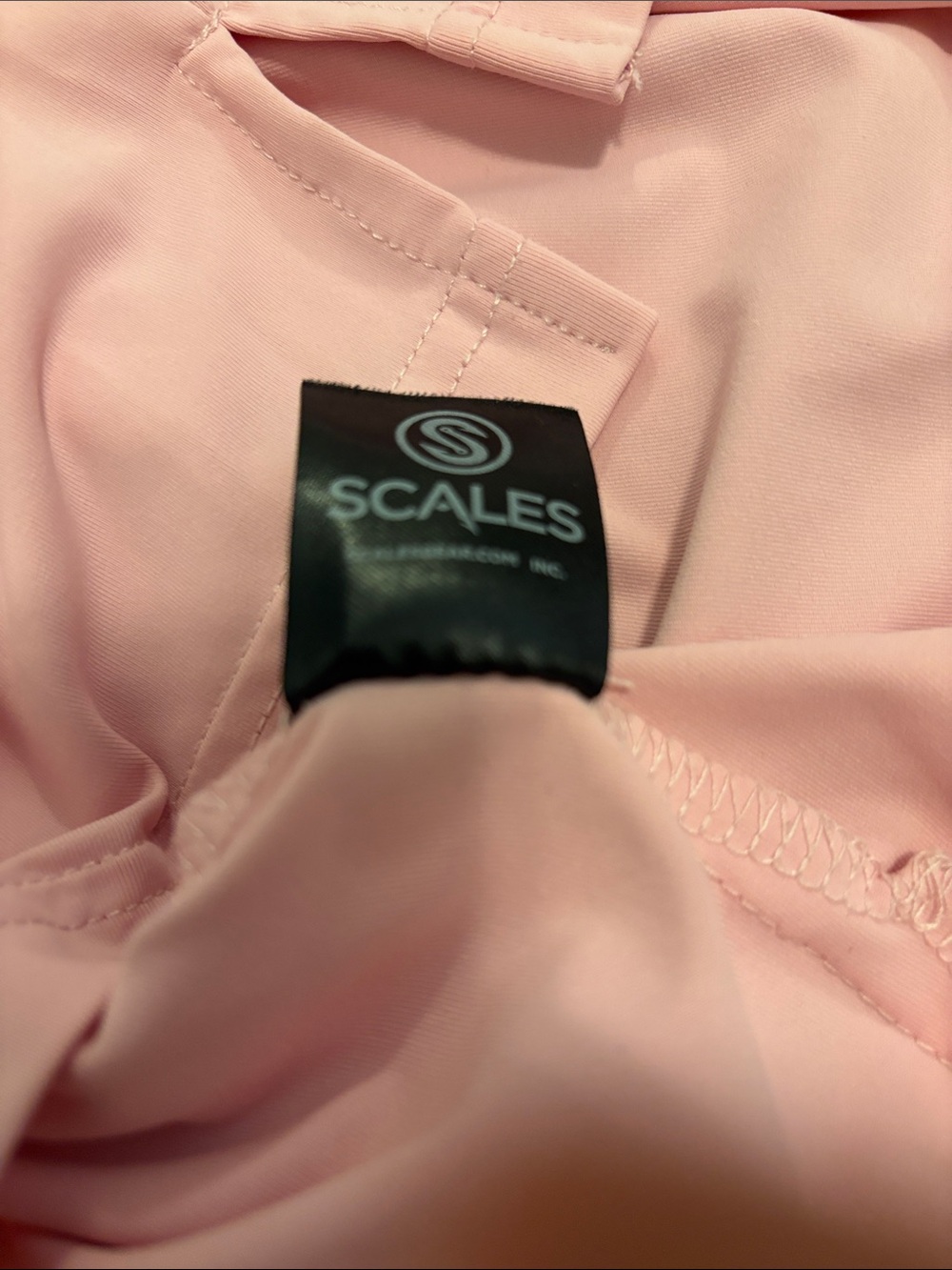 SCALES Men's Light Pink Polo with Patterned Inner Collar - Picture 4 of 6